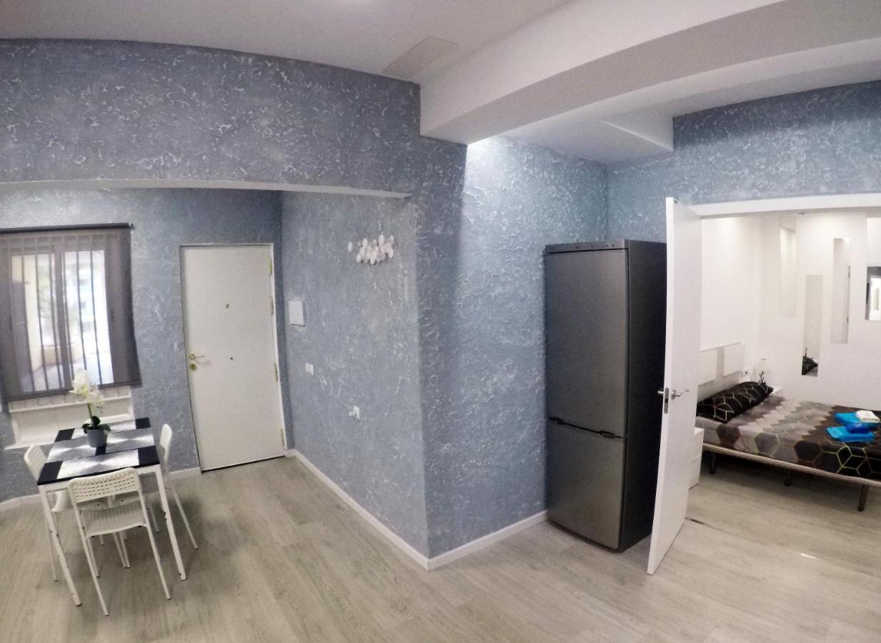 Fantastic 2 Bedrooms, Just 20 Meters From Ocean Playa de las Americas (Tenerife) Exterior photo