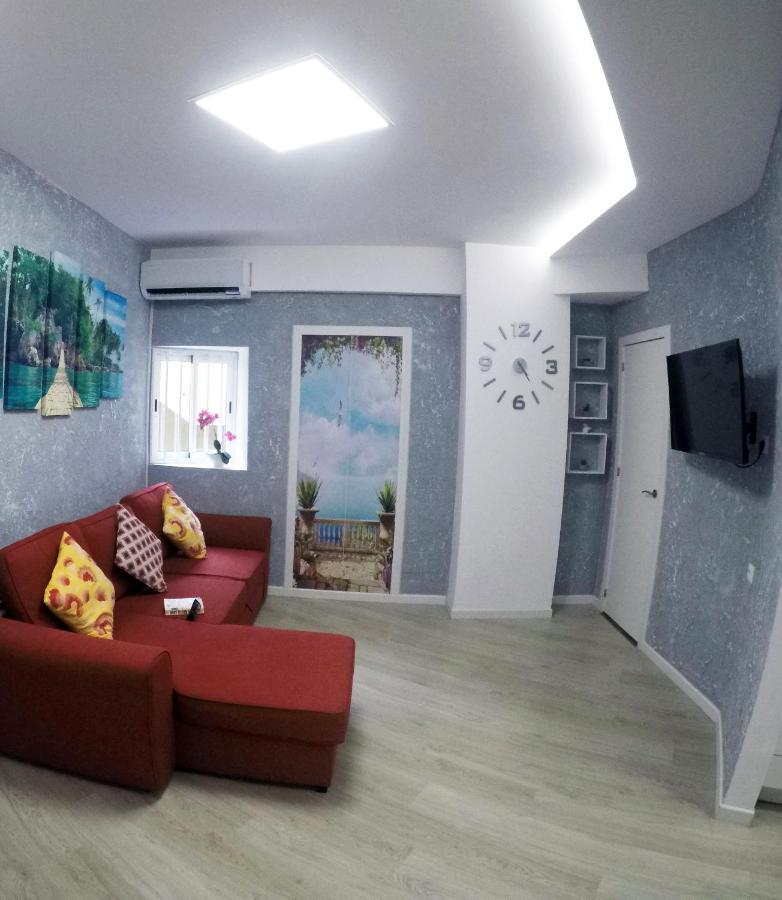 Fantastic 2 Bedrooms, Just 20 Meters From Ocean Playa de las Americas (Tenerife) Exterior photo